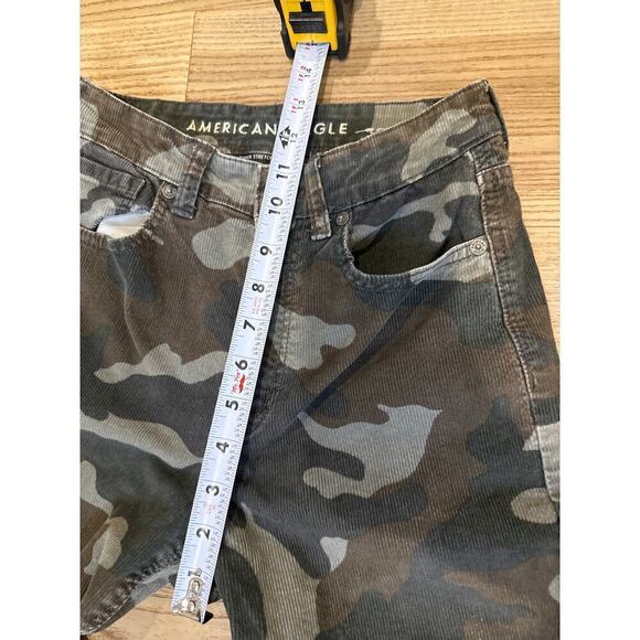 American Eagle Corduroy Super stretch Camo Pants, Mom Jean, Size 2 - Picture 9 of 10
